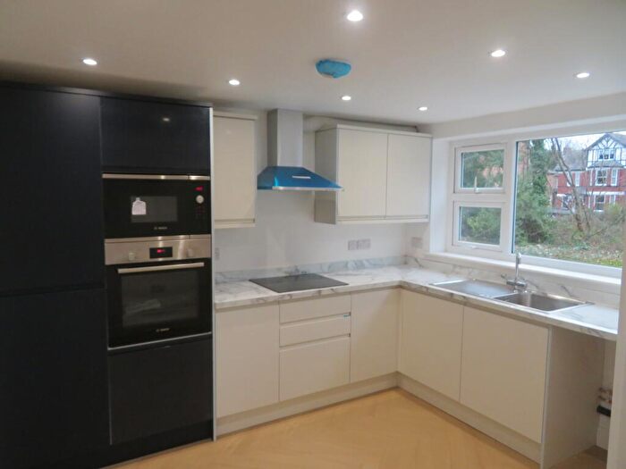 1 Bedroom Apartment To Rent In Edge Lane, Chorlton, M21