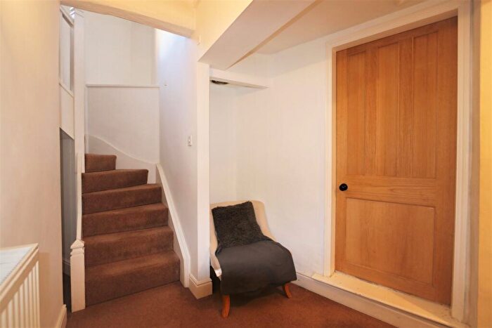 2 Bedroom Flat To Rent In Blanch Croft, Melbourne, DE73