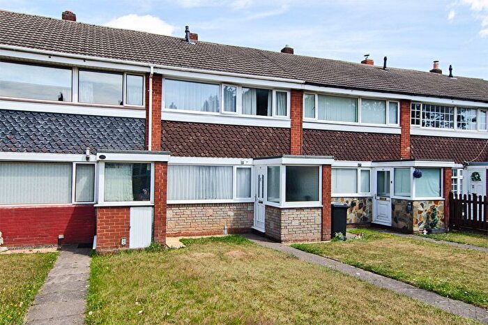 3 Bedroom Terraced House For Sale In Glenmore Avenue, Burntwood, WS7