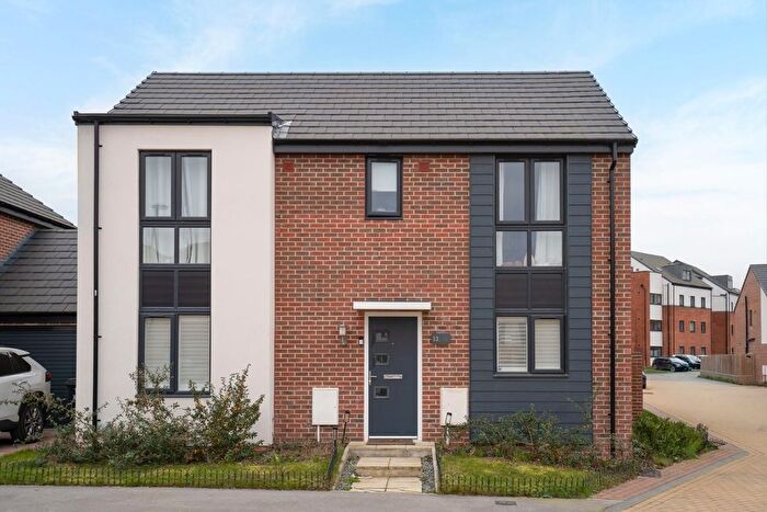 3 Bedroom Detached House For Sale In Eller Lane, Fulford York, YO19