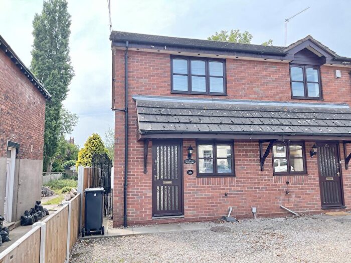 2 Bedroom Semi-Detached House For Sale In Wollaston - Cobden Street, DY8