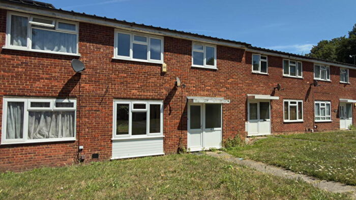 3 Bedroom Terraced House For Sale In Davenport Avenue, Gillingham, ME7