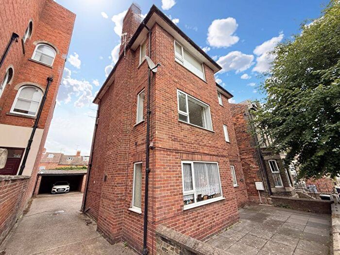 2 Bedroom Flat To Rent In Avenue Road, Grantham, NG31