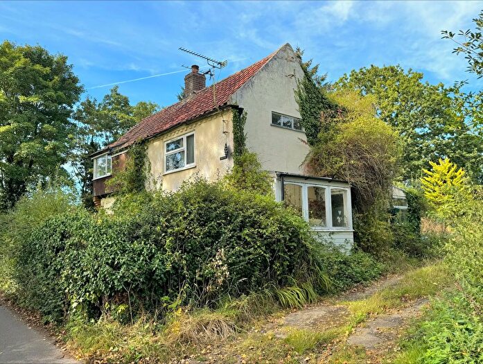 3 Bedroom Cottage For Sale In Low Road, Repps With Bastwick, Great Yarmouth, NR29