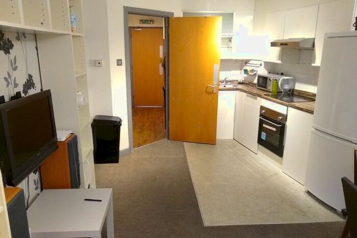 4 Bedroom Block Of Flats To Rent In Baldwin Street, Bristol, BS1