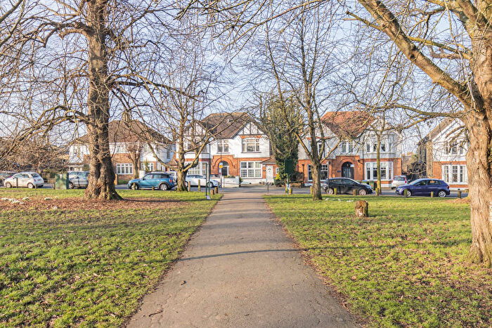 1 Bedroom Flat For Sale In Glenesk Road, Eltham Park, SE9