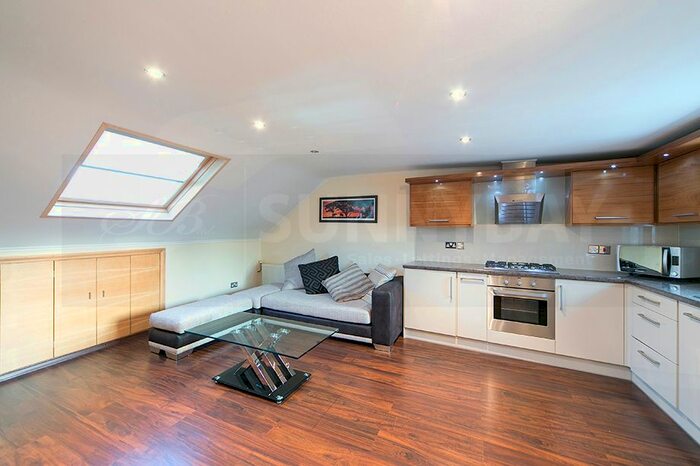 1 Bedroom Flat To Rent In Strathearn Road, London, SW19