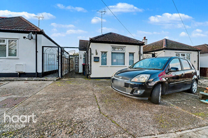 1 Bedroom Semi-Detached Bungalow For Sale In Bellhouse Lane, Leigh-on-Sea, SS9