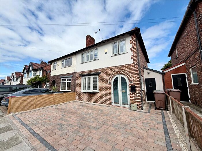 3 Bedroom Semi-Detached House For Sale In Heathfield Road, Brighton-Le-Sands, L22