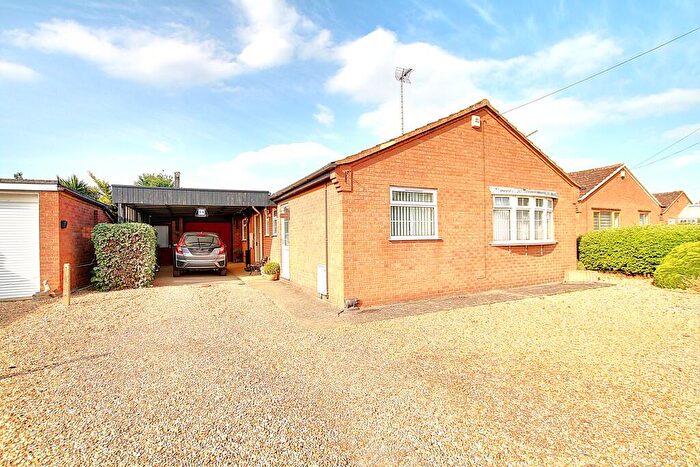 2 Bedroom Detached Bungalow For Sale In Weasenham Lane, Wisbech, PE13
