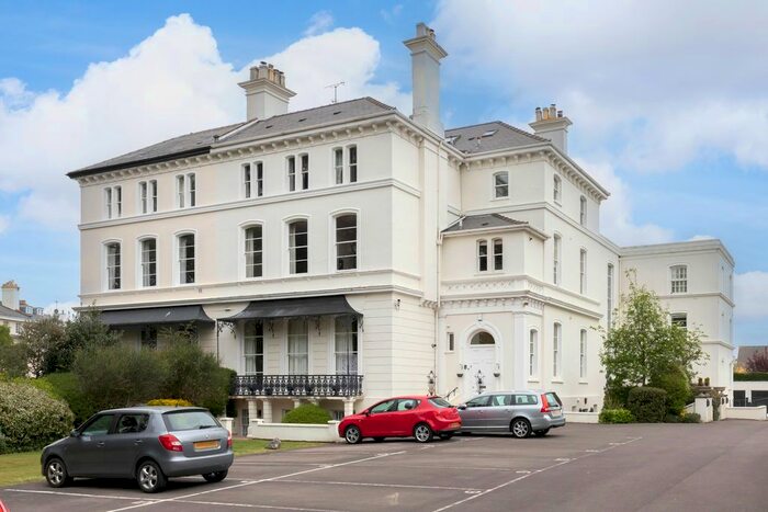 1 Bedroom Flat To Rent In Pittville Circus Road, GL52
