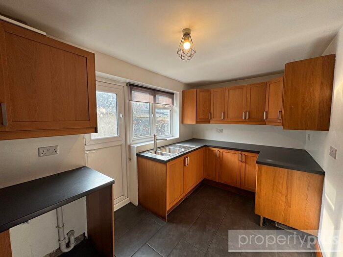 2 Bedroom Terraced House To Rent In Wind Street Ynyshir -, Porth, CF39