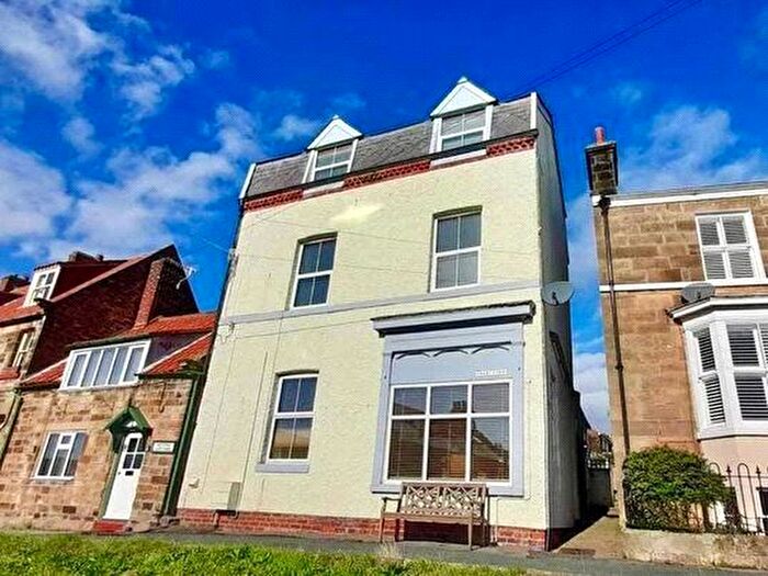 4 Bedroom Detached House For Sale In Thorpe Lane, Fylingthorpe, Whitby, North Yorkshire, YO22