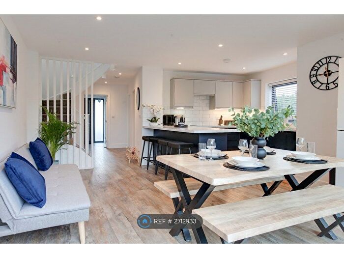 4 Bedroom Detached House To Rent In Station Road, Braintree, CM7