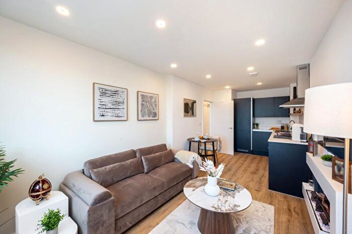 1 Bedroom Flat For Sale In Davigdor Road, Hove, East Sussex, BN3