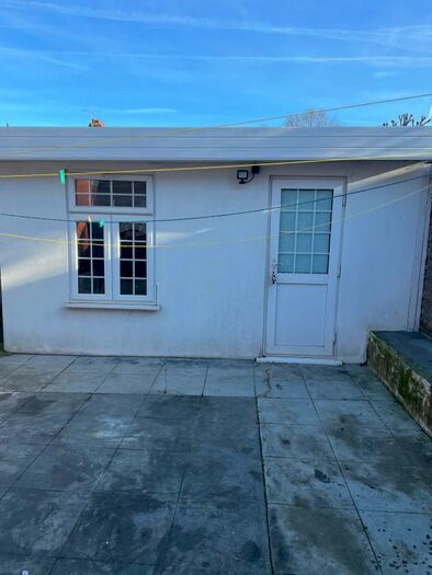 1 Bedroom Studio To Rent In St. Augustines Avenue, Hanger Lane, W5