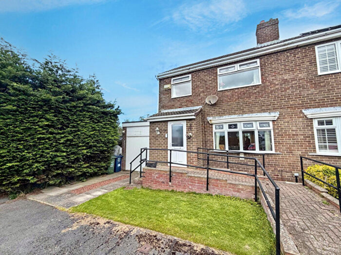 3 Bedroom Semi-Detached House For Sale In Fieldside, East Rainton, Houghton Le Spring, Tyne And Wear, DH5