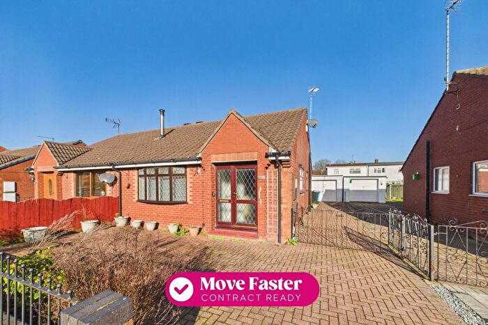 2 Bedroom Semi-Detached Bungalow For Sale In Foredyke Avenue, Hull, HU7