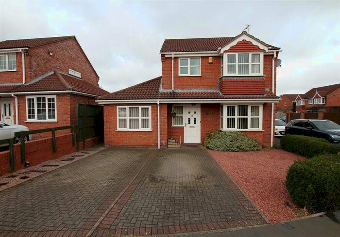 3 Bedroom Detached House For Sale In Heathfield Avenue, Branston, Lincoln, LN4