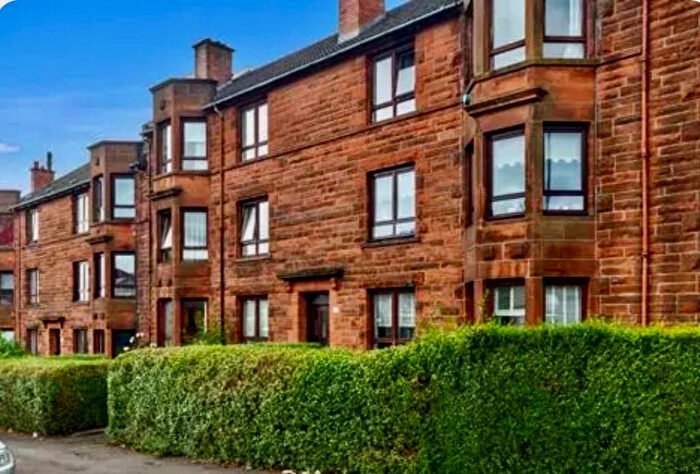 2 Bedroom Flat To Rent In Cumbernauld Road, Glasgow, Lanarkshire, G33
