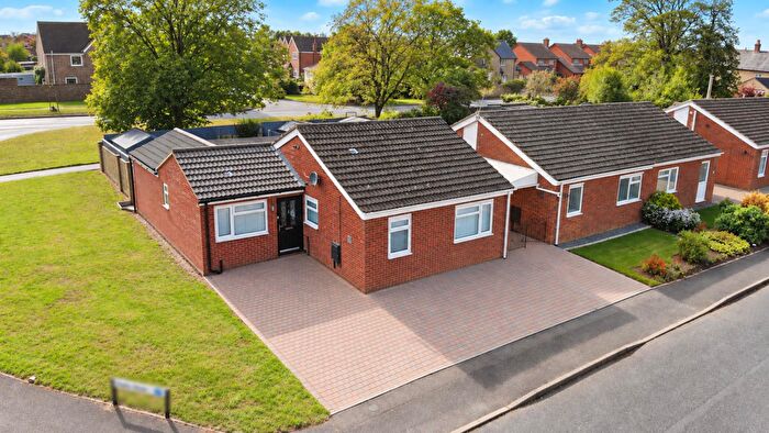 4 Bedroom Detached Bungalow For Sale In Watts Close, Hanslope, Milton Keynes, MK19