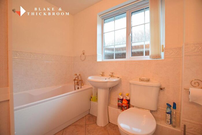 3 Bedroom Detached Bungalow For Sale In Saxmundham Way, Clacton-on-Sea, CO16