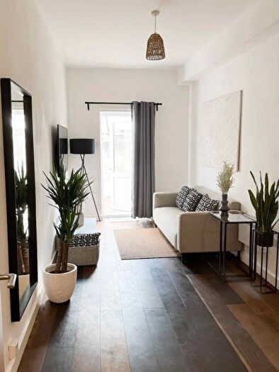 1 Bedroom Apartment To Rent In New Cross Road, London, SE14