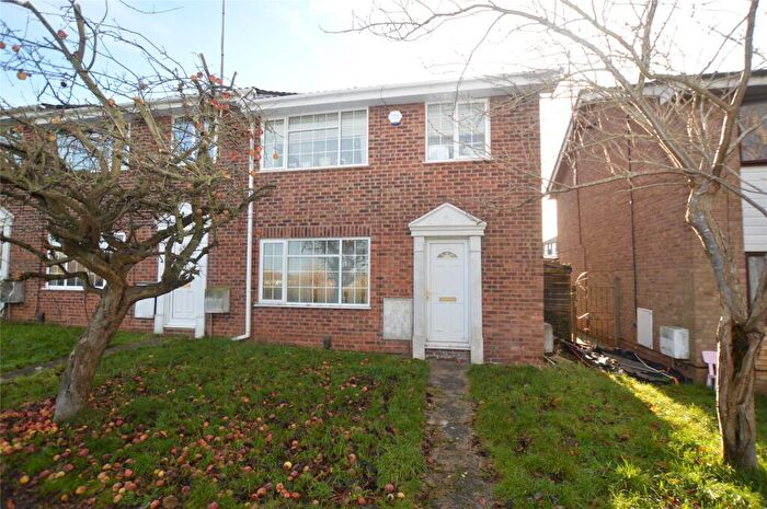 3 Bedroom End Of Terrace House For Sale In Kingscote, Yate, Bristol, BS37