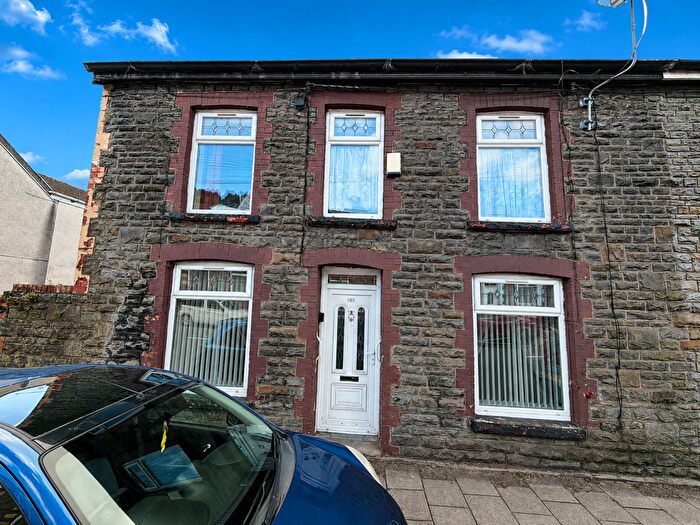 3 Bedroom End Of Terrace House For Sale In Tyntyla Road, Tonypandy, CF40