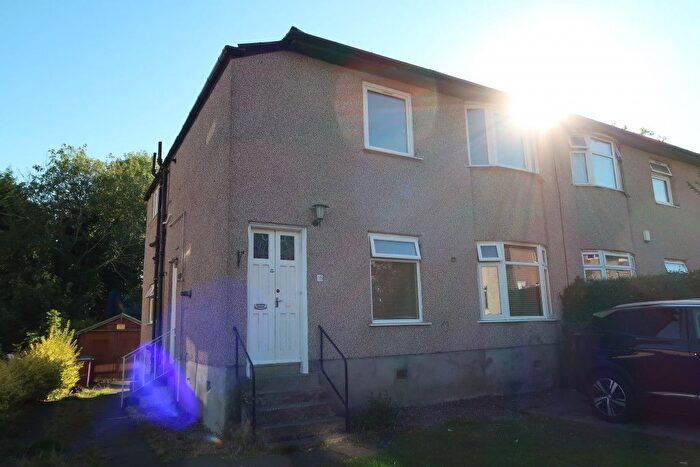 3 Bedroom Cottage To Rent In Newcroft Drive, Croftfoot, Glasgow, G44