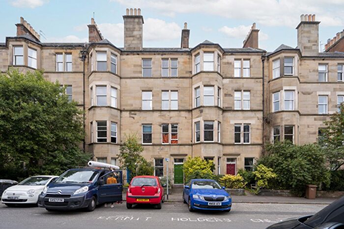4 Bedroom Flat To Rent In Spottiswoode Street, Edinburgh, EH9