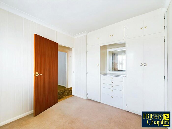 2 Bedroom Bungalow For Sale In Arnolds Avenue, Hutton, Brentwood, Essex, CM13