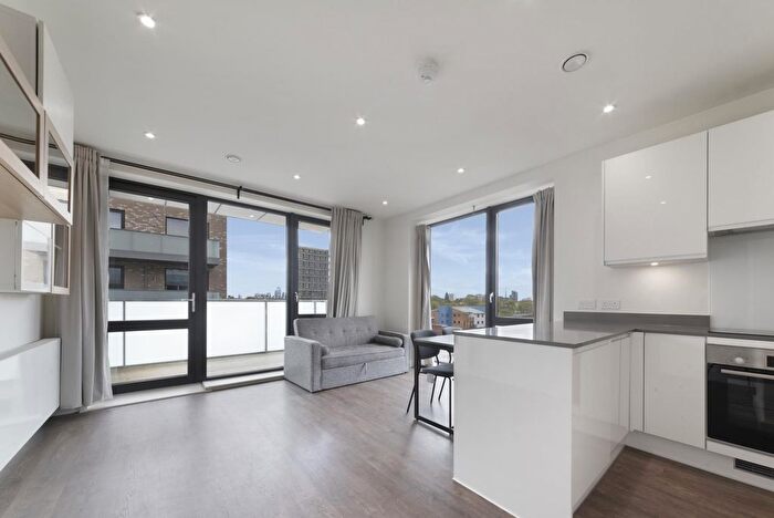 1 Bedroom Flat For Sale In Barrell Makers House, London, E14