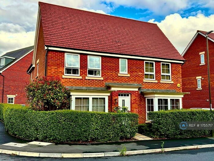 4 Bedroom Detached House To Rent In Elvaston Drive, Derby, DE23