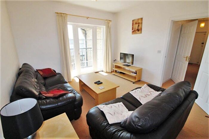 2 Bedroom Flat To Rent In Alnesbourn Crescent, Ravenswood, Ipswich, IP3