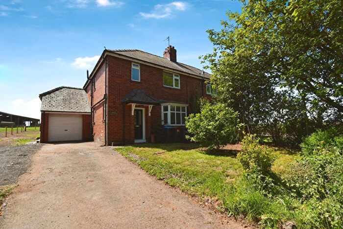 4 Bedroom Semi-Detached House To Rent In Baldersby Park, Asenby, YO7