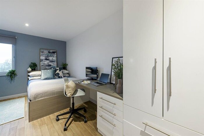 Studio To Rent In Union Street, Shieldfield, Newcastle Upon Tyne, NE2