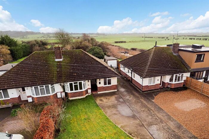 2 Bedroom Semi-Detached Bungalow For Sale In Fitzalan Road, Arundel, BN18