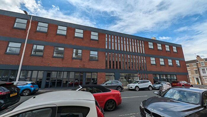 1 Bedroom Flat To Rent In Percy Street, Hull, HU2