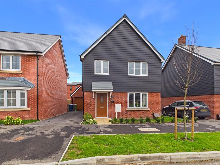 4 Bedroom Detached House For Sale In Blakehill Drive, Innsworth, Gloucester, GL3
