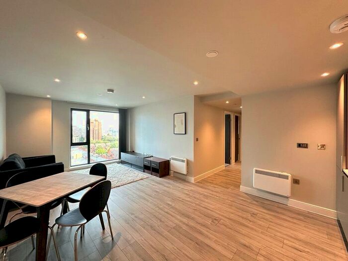2 Bedroom Apartment To Rent In Broad Street, Birmingham, B15