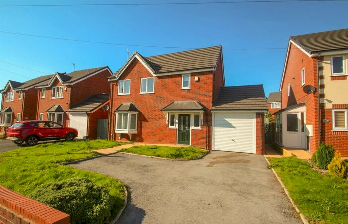 3 Bedroom Detached House To Rent In Hurst Close, Talke, Stoke-On-Trent, ST7