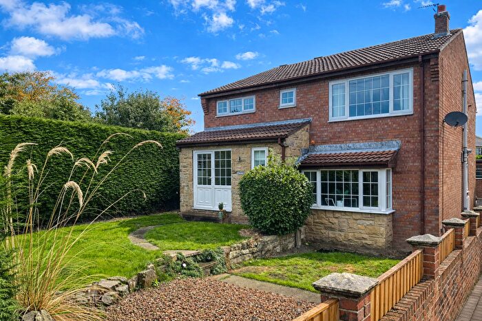 3 Bedroom Detached House For Sale In Hardakers Lane, Ackworth, Pontefract, WF7