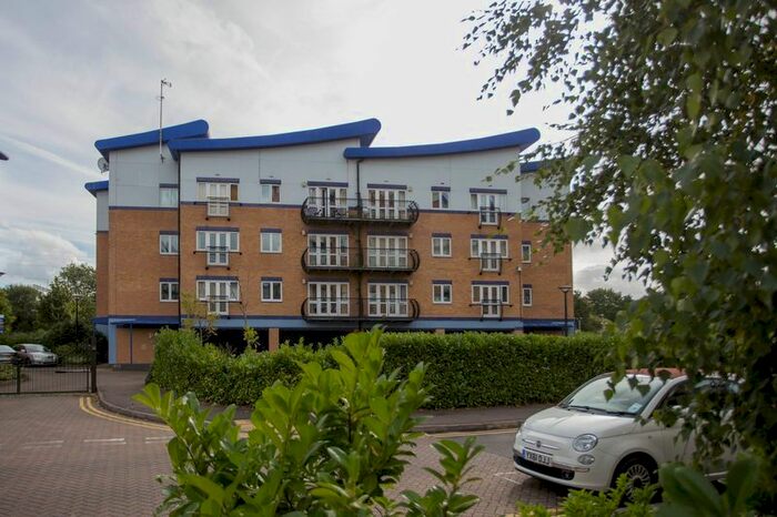 2 Bedroom Flat To Rent In Luscinia View, Napier Road, Reading, RG1