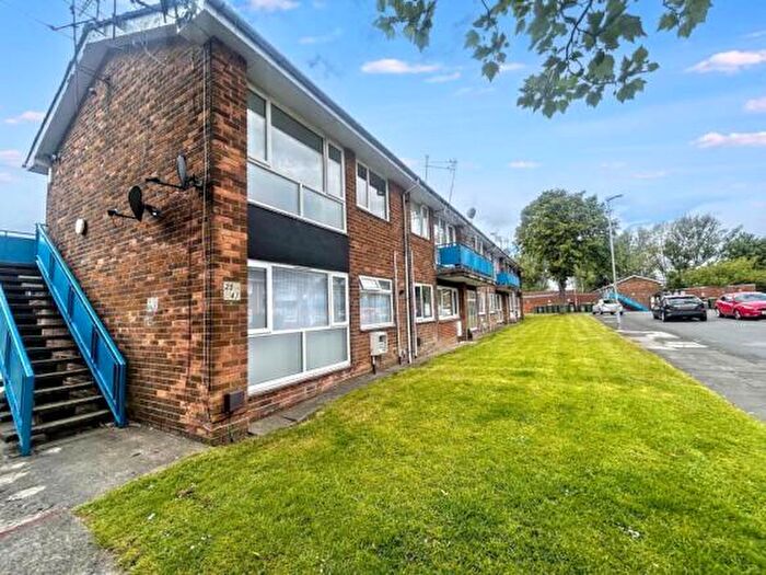 1 Bedroom Flat For Sale In Kearsley Close, Seaton Delaval, Whitley Bay, NE25