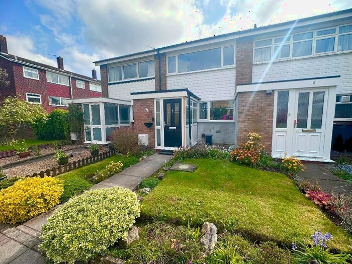 2 Bedroom Terraced House To Rent In Ferndown Avenue, Orpington, Kent, BR6