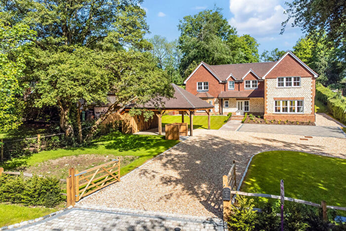 5 Bedroom Detached House For Sale In Wellhouse Road, Beech, GU34