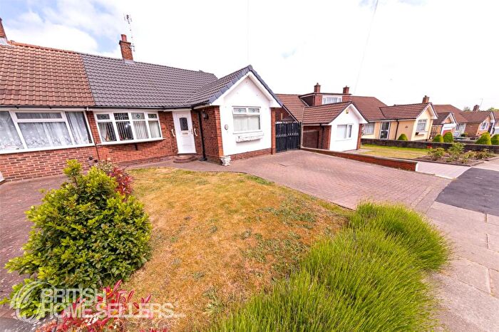4 Bedroom Bungalow For Sale In Abbotsford Avenue, Birmingham, West Midlands, B43