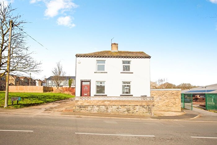 2 Bedroom End Terrace House For Sale In Nursery Lane, Halifax, HX3