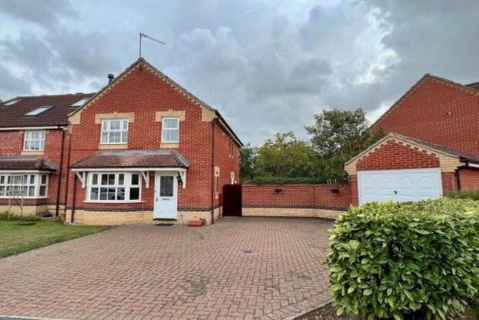 3 Bedroom Property To Rent In Field End, Ely, CB6